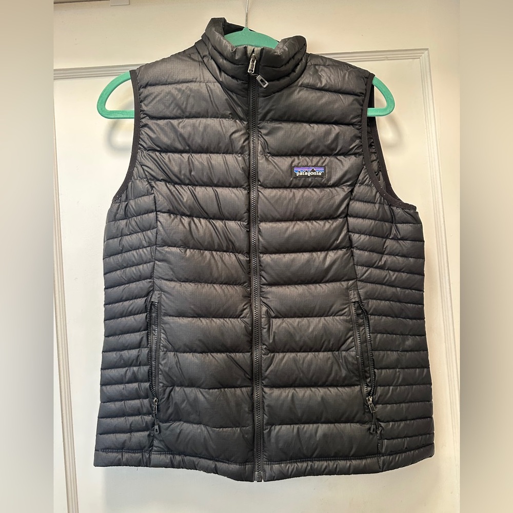 Patagonia down sweater vest black Womens size medium